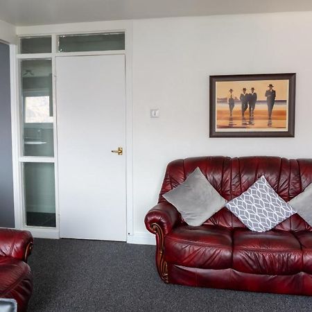 Loch & Hill View Apartment Fort William Esterno foto
