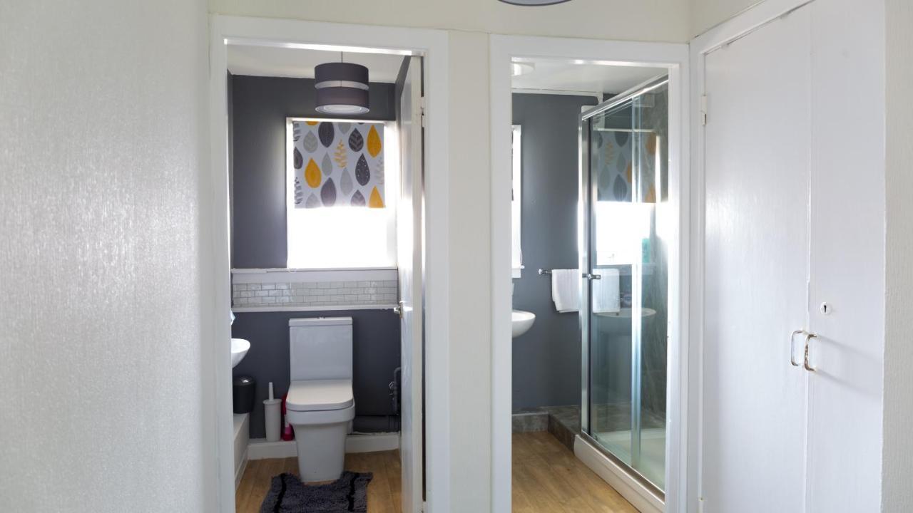 Loch & Hill View Apartment Fort William Esterno foto