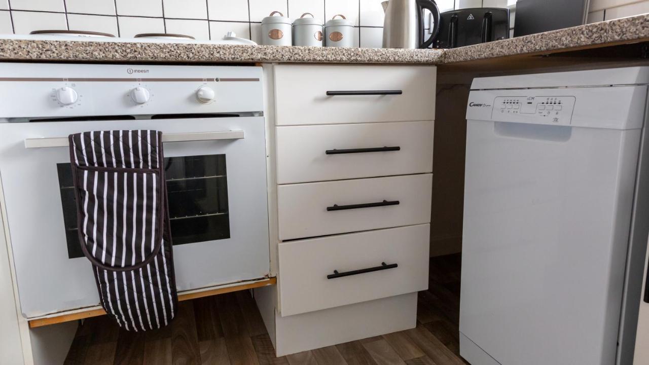 Loch & Hill View Apartment Fort William Esterno foto